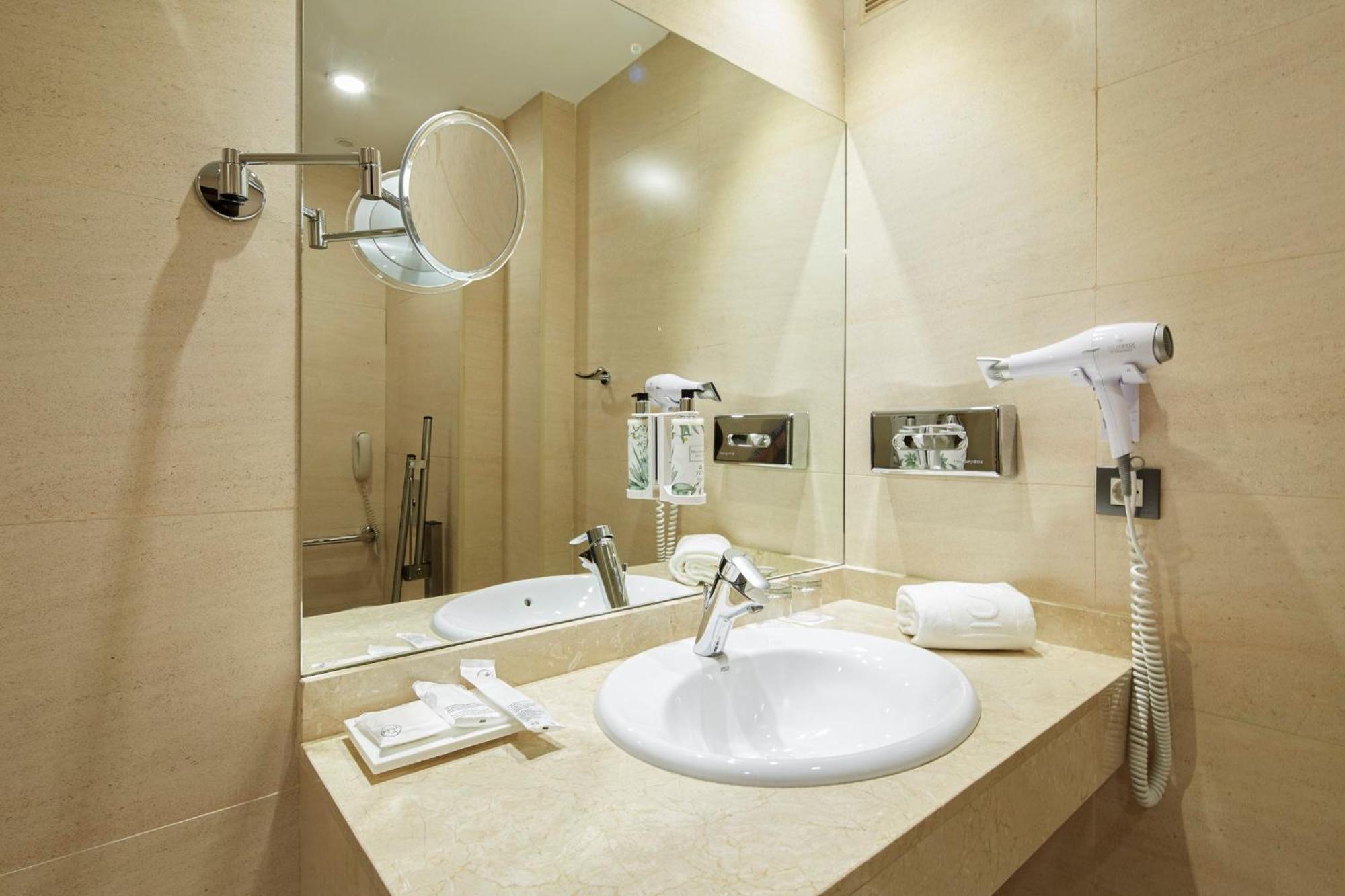 Sercotel Sant Boi Hotel